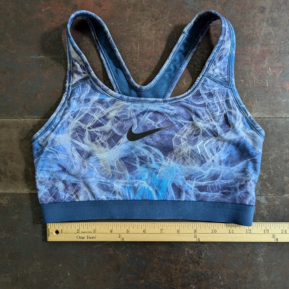 Bundle of Two Nike Sports Bras - Picture 2 of 7
